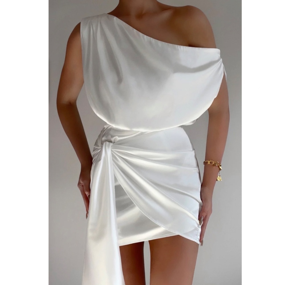 Runaway the Label - CHARISMA MINI DRESS